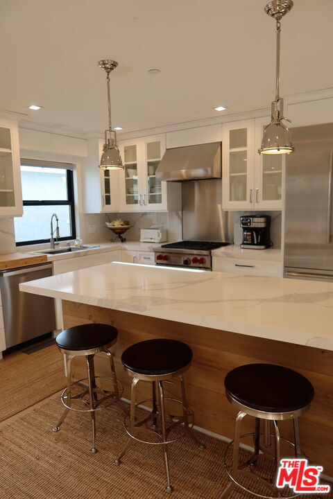 Foto del edificio - 729 Raymond Ave