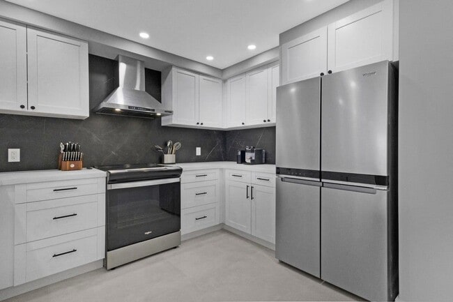 Building Photo - 3900 Galt Ocean Dr