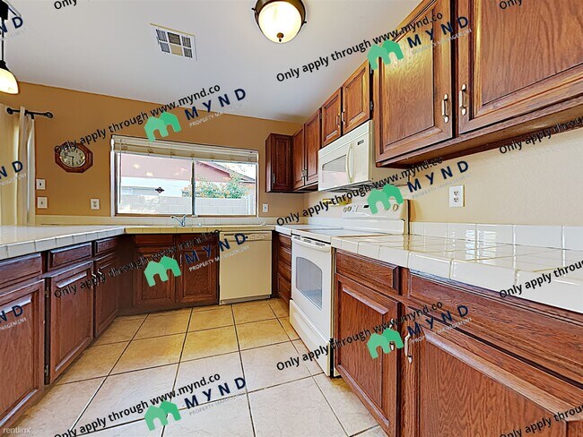 Foto del edificio - 3 br, 2 bath House - 2742 S Las Flores