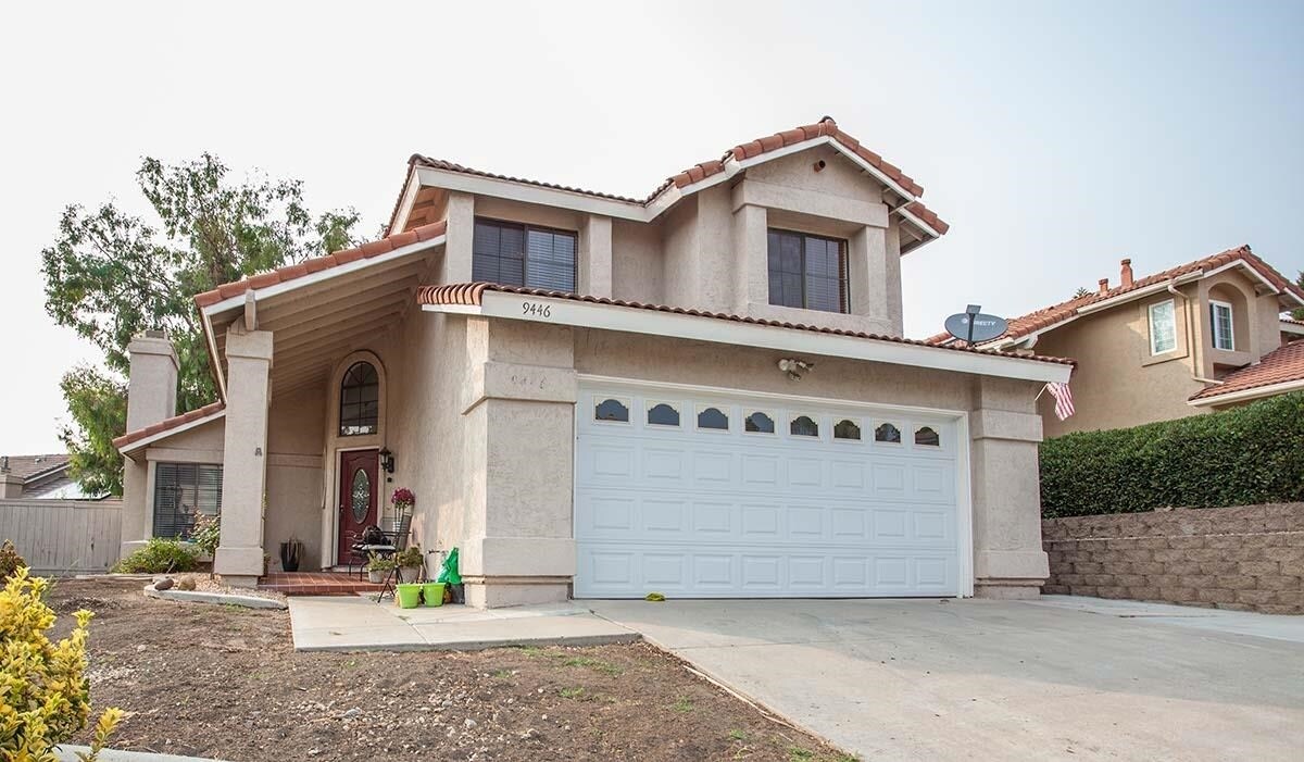 Primary Photo - 9446 Pipilo St