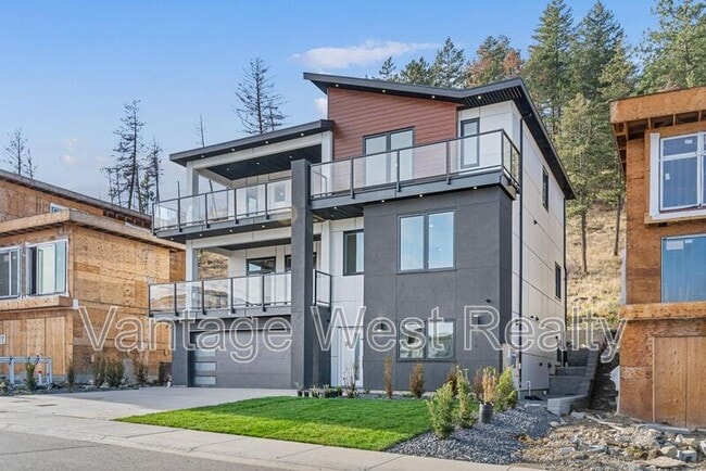 Building Photo - 3738 Astoria Dr