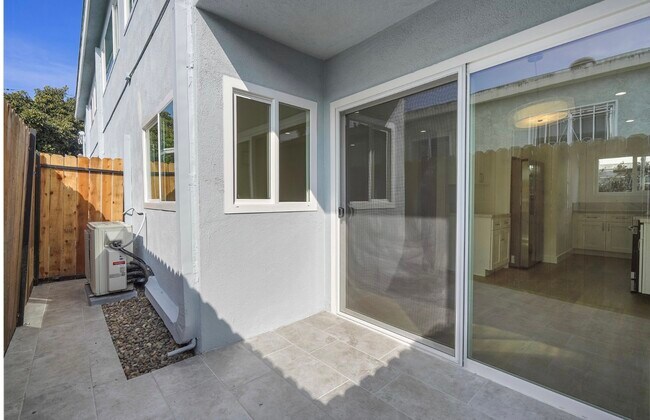 Foto del edificio - 2915 Hauser Blvd