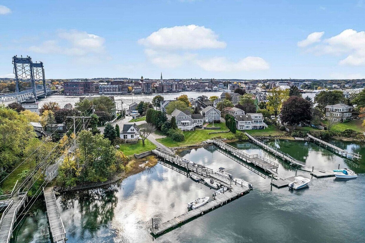 20 Badgers Is W, Kittery, ME 03904 House Rental in Kittery, ME