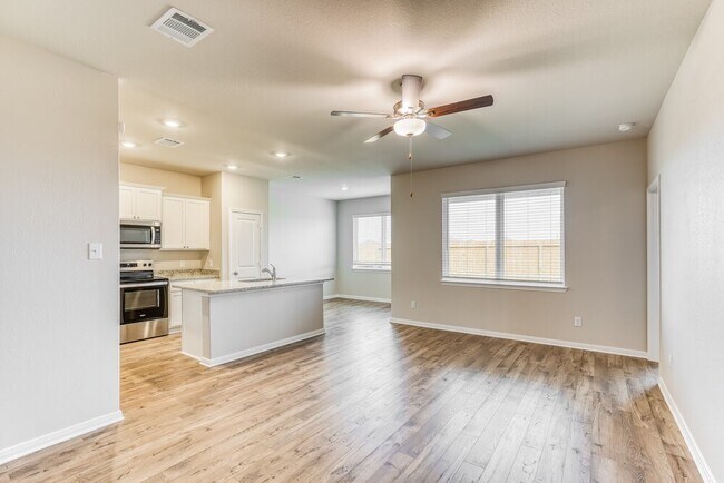 Foto del edificio - 7531 Tipton Meadow Way