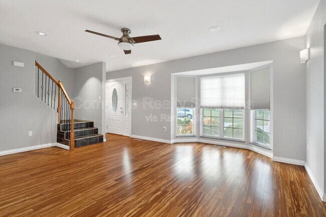 Foto del edificio - 5339 Vine Ave