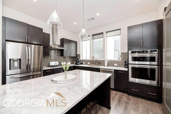 Foto del edificio - 1224 Chelsea Cir NW