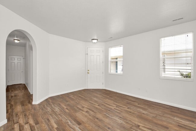 Building Photo - 286 Caleb Dr