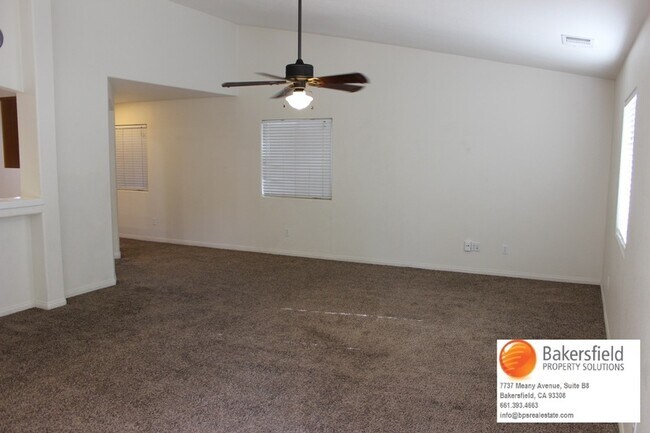 Building Photo - 5413 Coastal Wind St