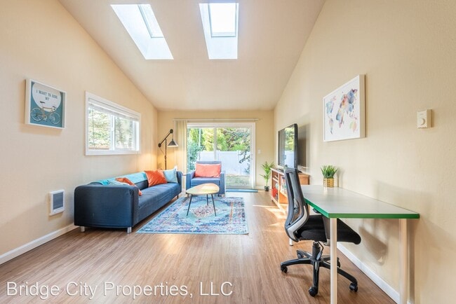 Building Photo - 1 br, 1 bath House - 1906 NW 143rd Ave - 1...