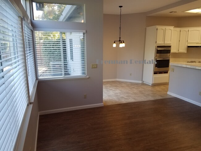 Building Photo - 105 Kilcairn Ct