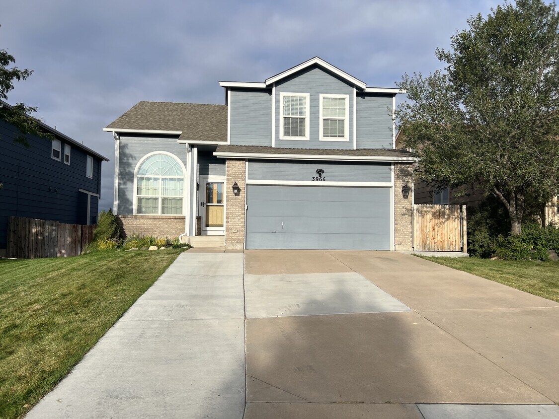 Primary Photo - 3966 Pronghorn Meadows Cir