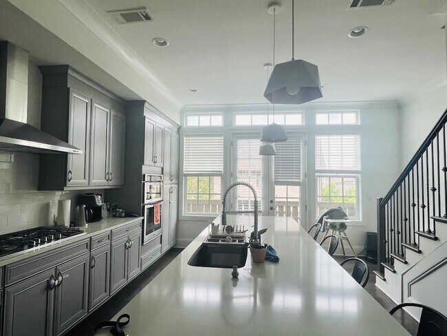 Building Photo - 6665 Cadence Blvd