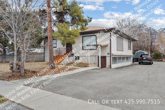 Building Photo - Cute vintage remodeled basement apartment