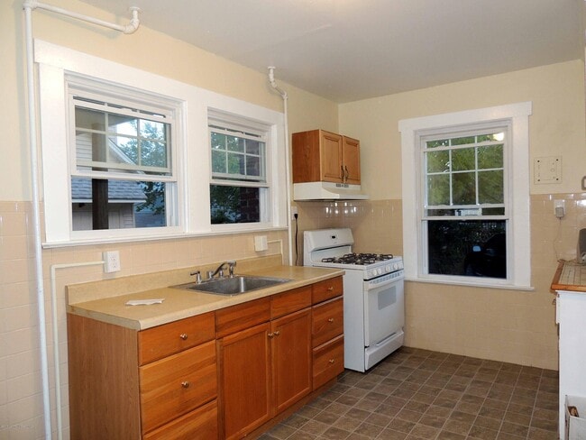 Building Photo - 609 Navesink Ave