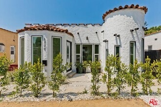 Building Photo - 3706 Brunswick Ave