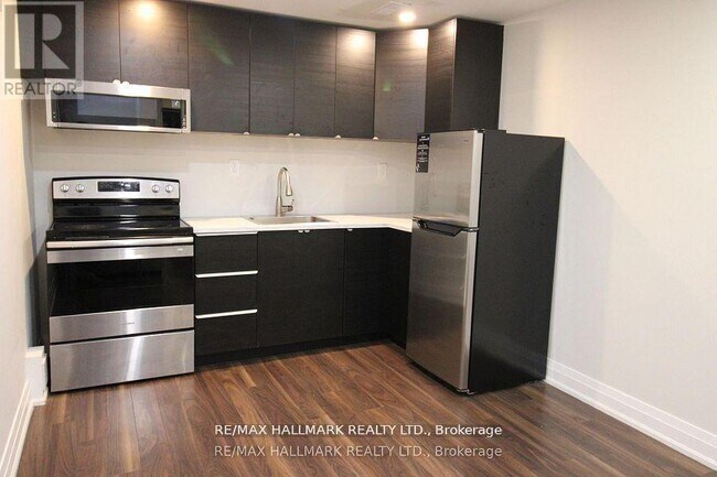 Photo du bâtiment - 158 Kingshill Rd