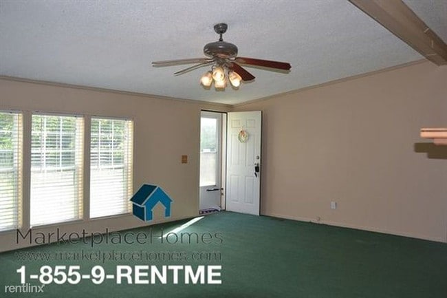 Building Photo - 15520 S Barton Lake Dr
