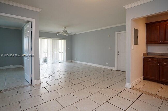 Foto del edificio - 2854 NW 55th Ave