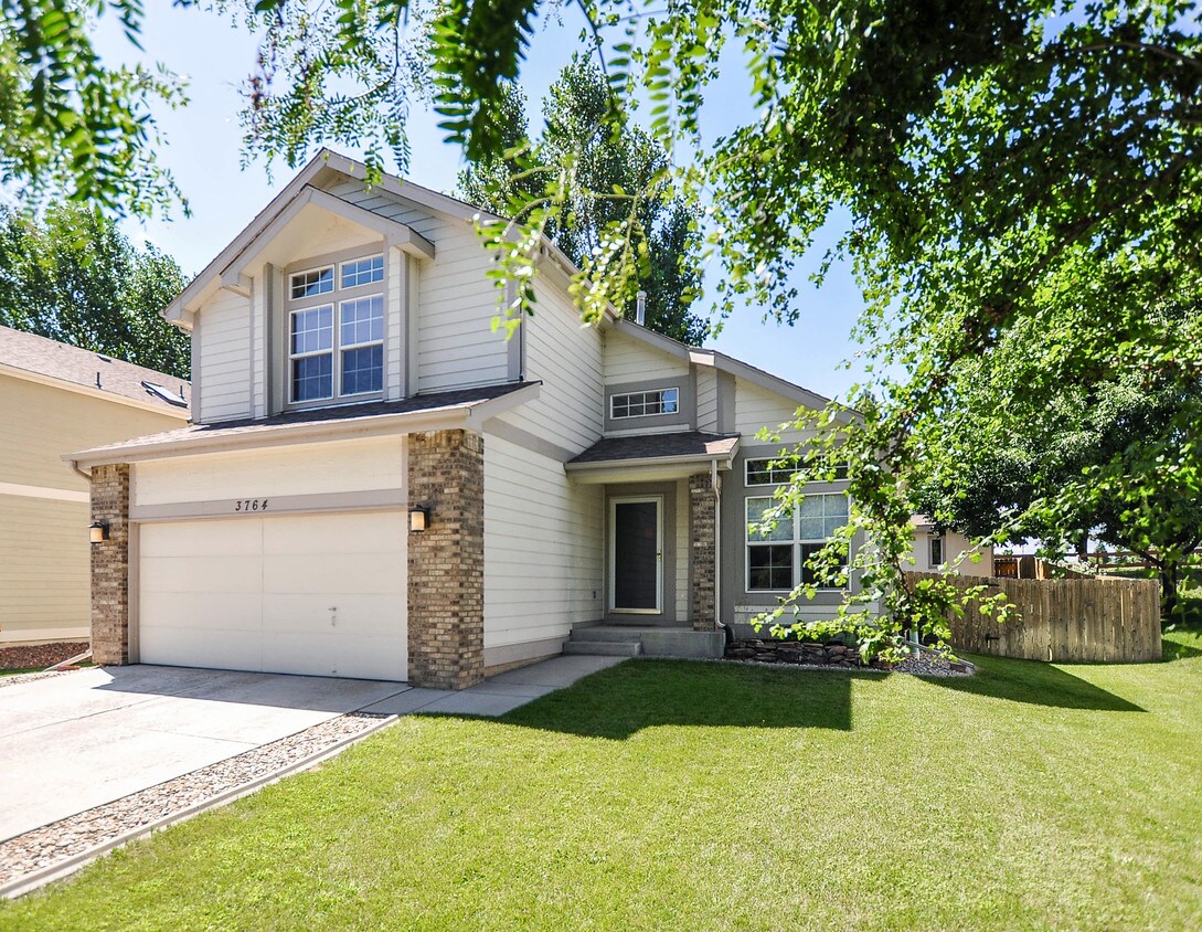 Primary Photo - 3764 Foothills Dr