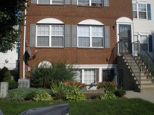 Foto del edificio - 274 Matthews Drive