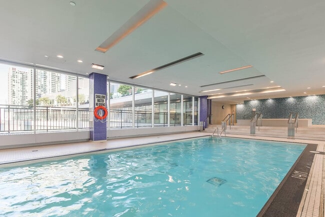 Building Photo - 22 York St