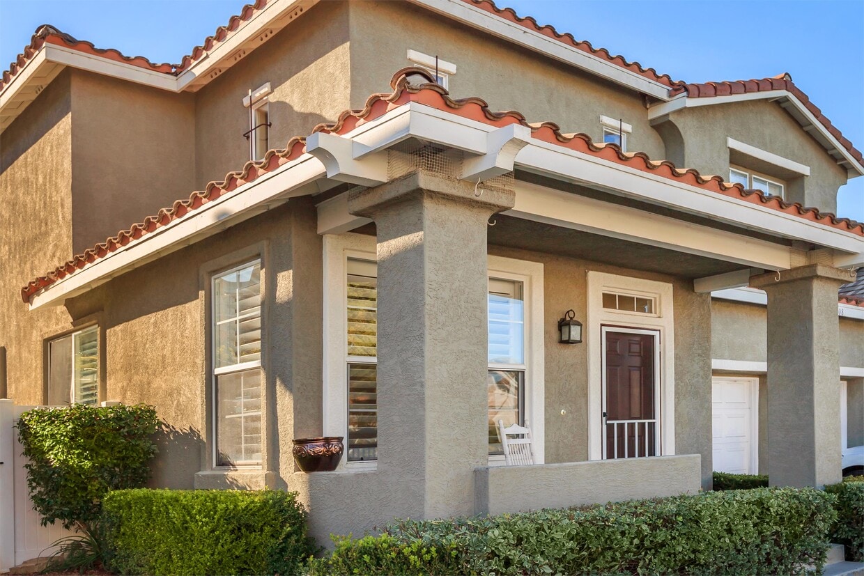 Foto principal - 1008 Cottage Way
