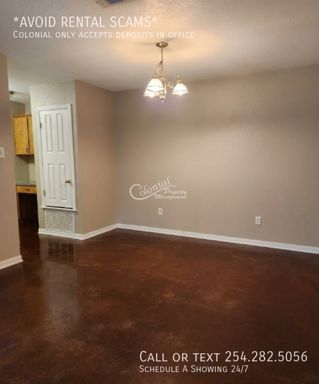 Building Photo - 1606 Libby Ln