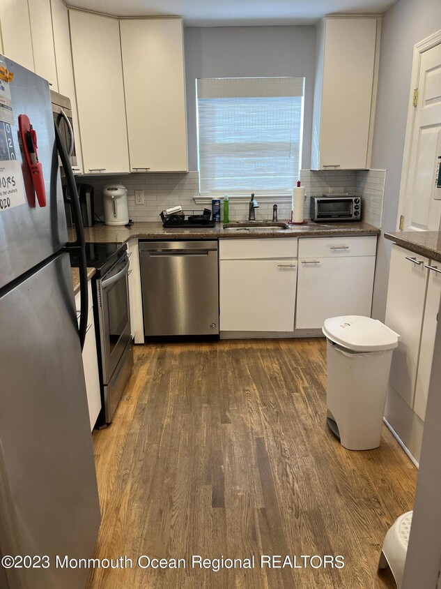 Foto principal - 65 Cedar Ave