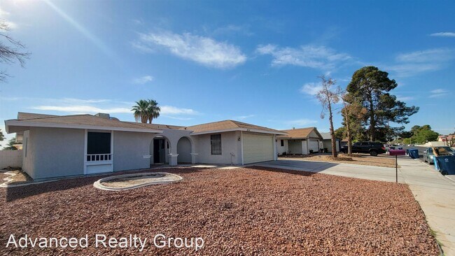 Building Photo - 4 br, 2 bath House - 4448 Eureka Circle