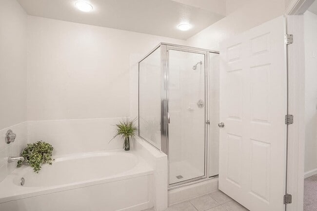 Foto del edificio - Greenbrier Estates Apartments