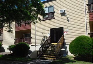 Building Photo - 125 Franklin Ave