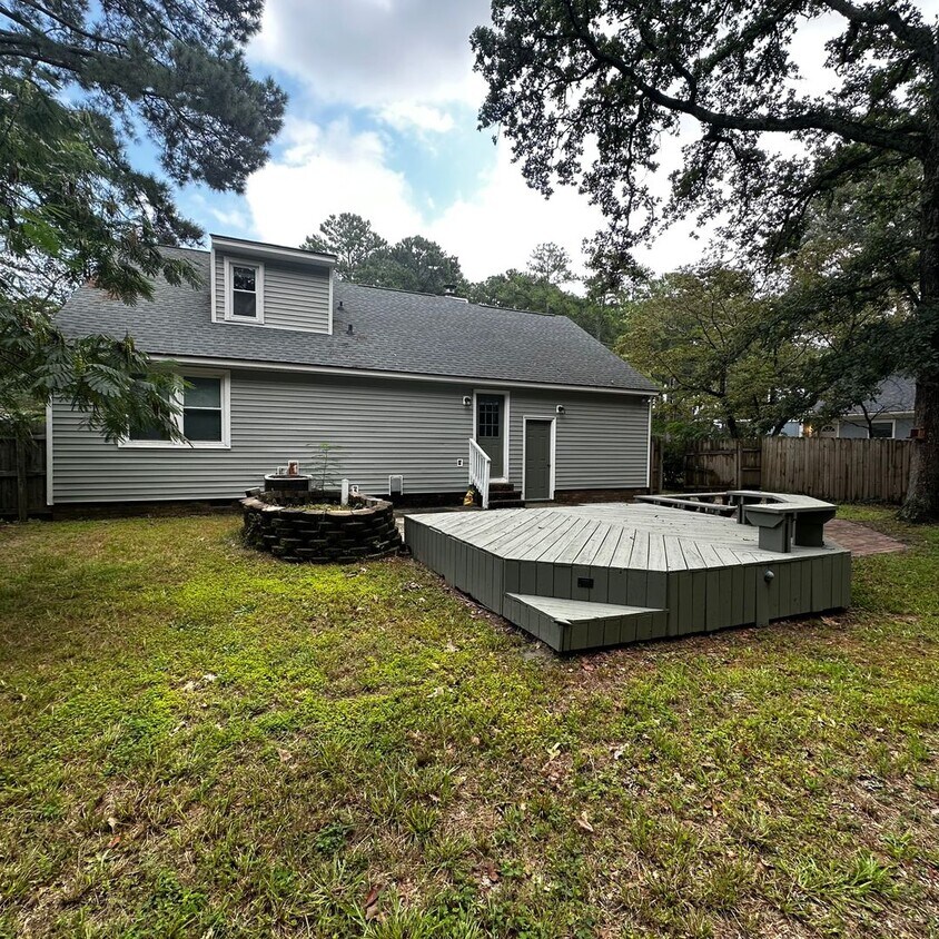 Foto del edificio - 1734 Rim Rd ~ Lake Rim Estates