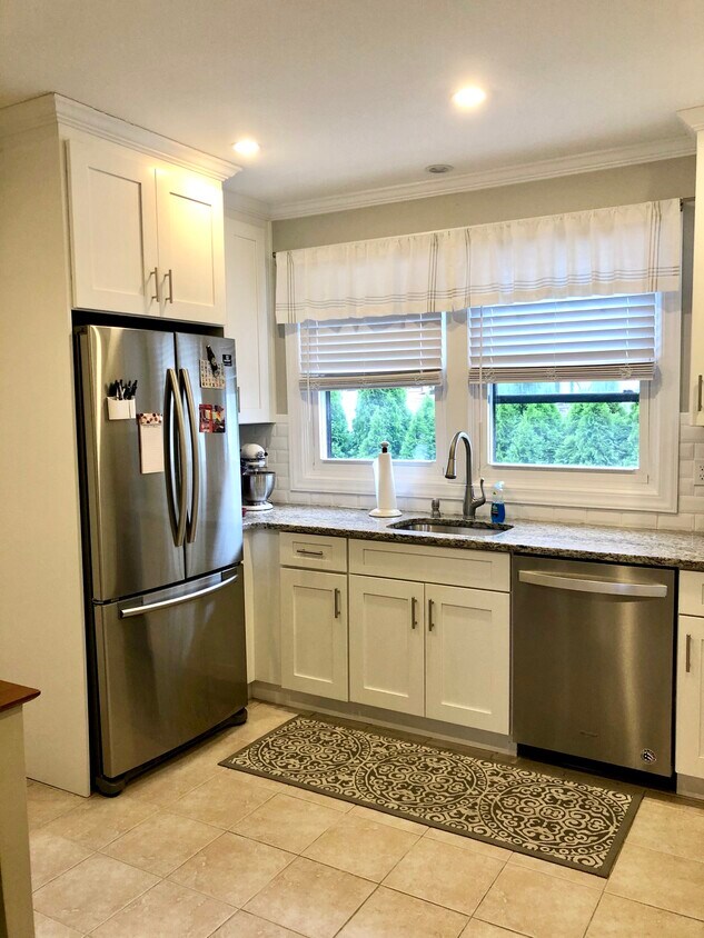 Foto principal - 18 Rosedale Ave