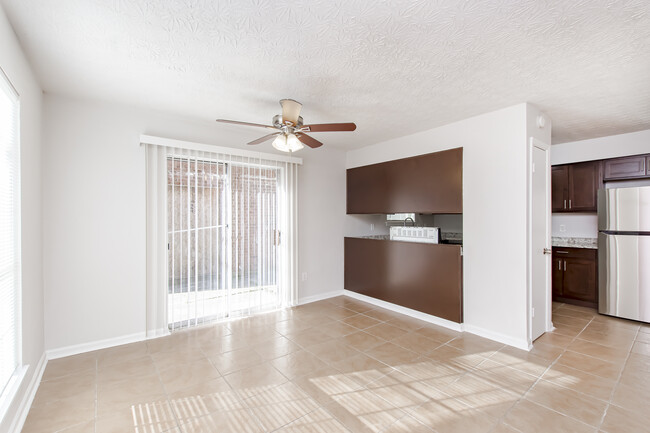 Building Photo - 8457 Governor Dr