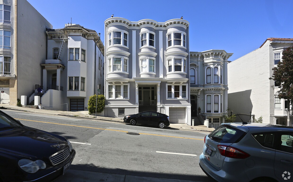 Building Photo - 1574 Golden Gate Ave
