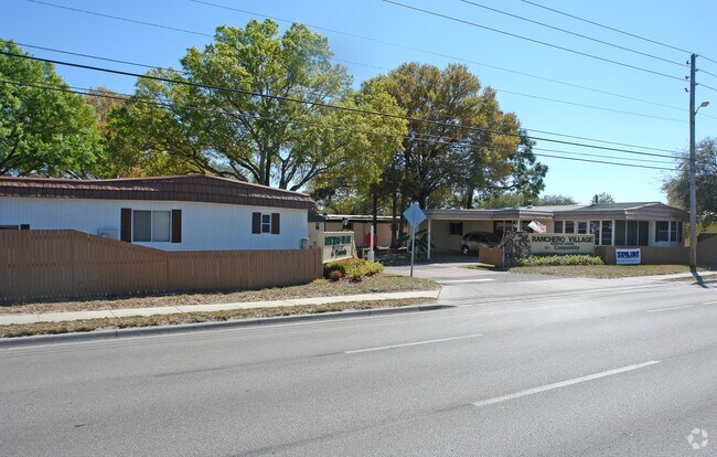 Building Photo - 7100 Ulmerton Rd