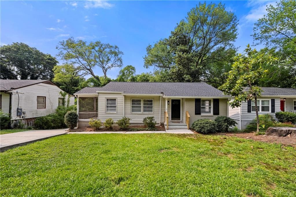 Primary Photo - 990 Lindridge Dr NE