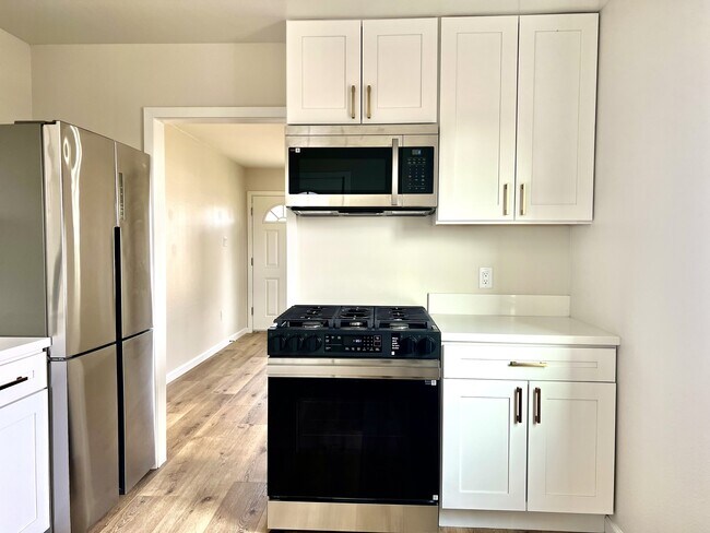 Foto del edificio - 3313 Clairemont Mesa Blvd