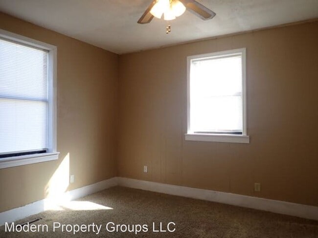 Building Photo - 2 br, 1 bath House - 414 Morehead St.