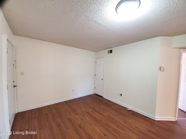 Foto del edificio - 6418 Venango Dr