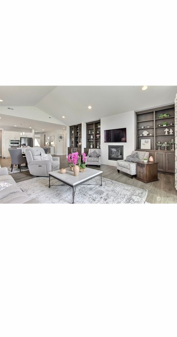 Foto del edificio - 8215 205th Ave E