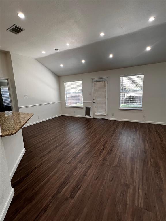 Building Photo - 7040 Rambollet Terrace