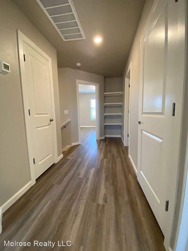Foto del edificio - 3 br, 2.5 bath House - 13506 Bluejacket Drive
