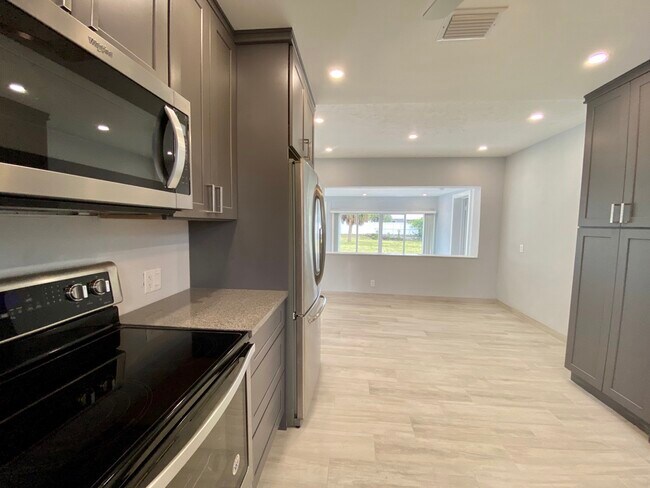 Building Photo - 228 Codrington Dr