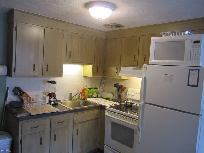 Foto del edificio - 99 Pleasant St