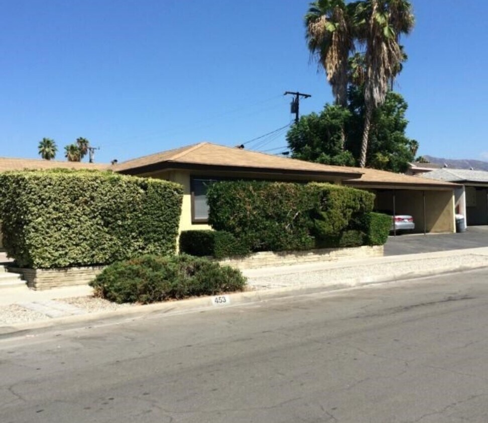 Primary Photo - 453 E Colorado Ave