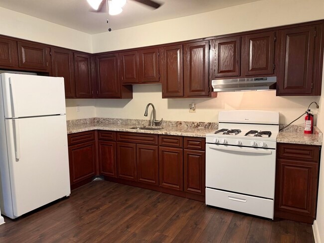 Foto del edificio - 387-391-391 Union Ave