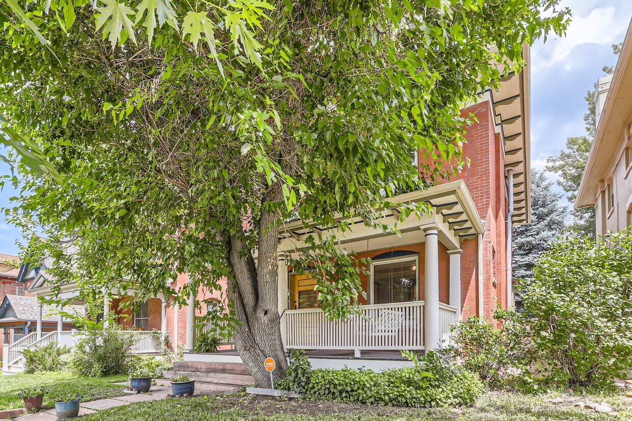 Primary Photo - 1212 Columbine Street, Unit 2