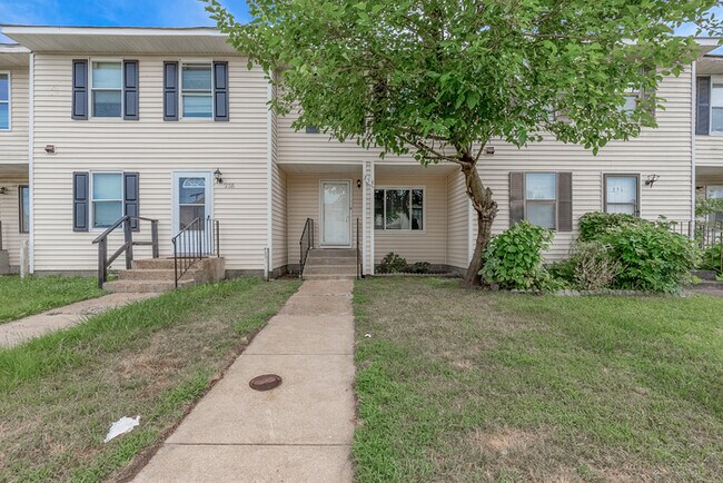 Foto del edificio - 253 Greenbrier Ave