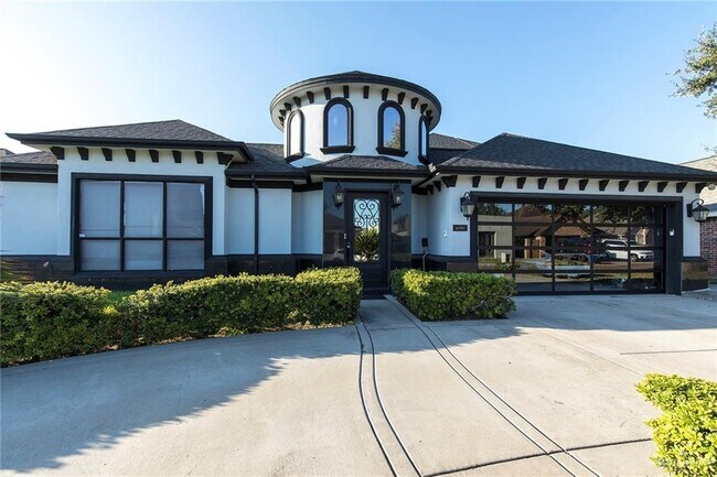 Foto del edificio - 25 Ebony Ave